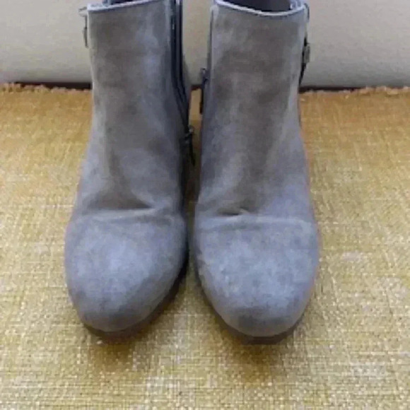 Circus By Sam Edelman Taupe Chelsea Boots Girls Sz 3 - Picture 2 of 9